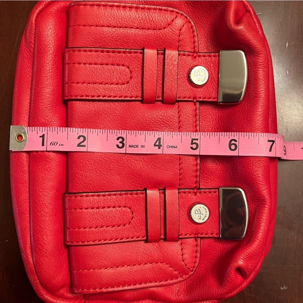 B Makowsky red leather crossbody purse silver toned hardware EUC - Picture 10 of 11